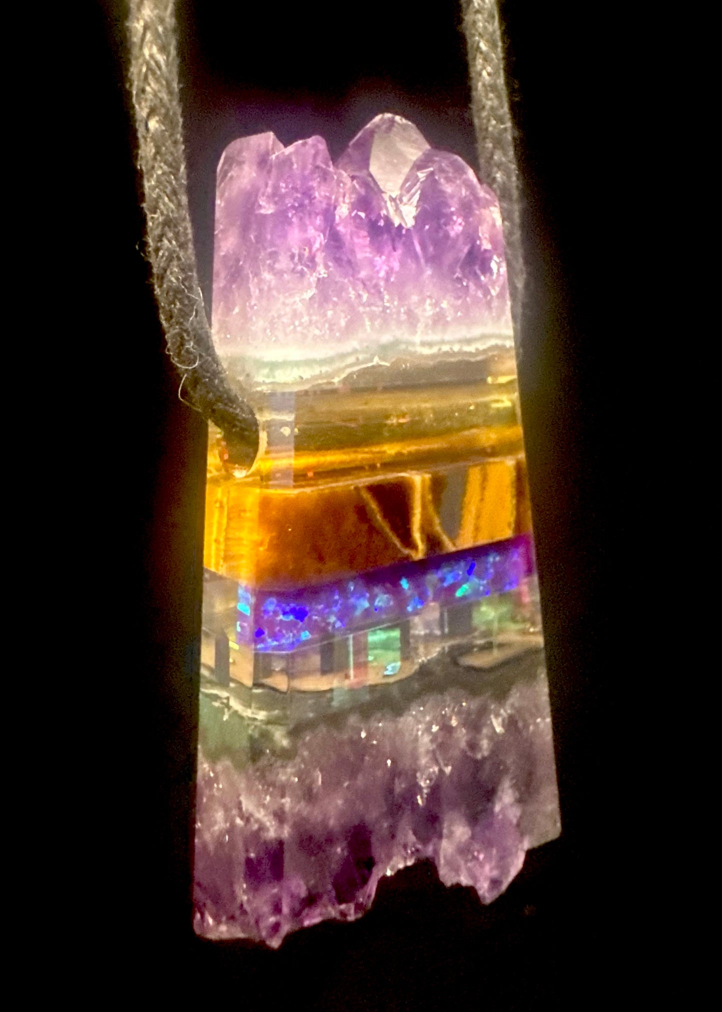 Amethyst/tiger’s eye/opal
