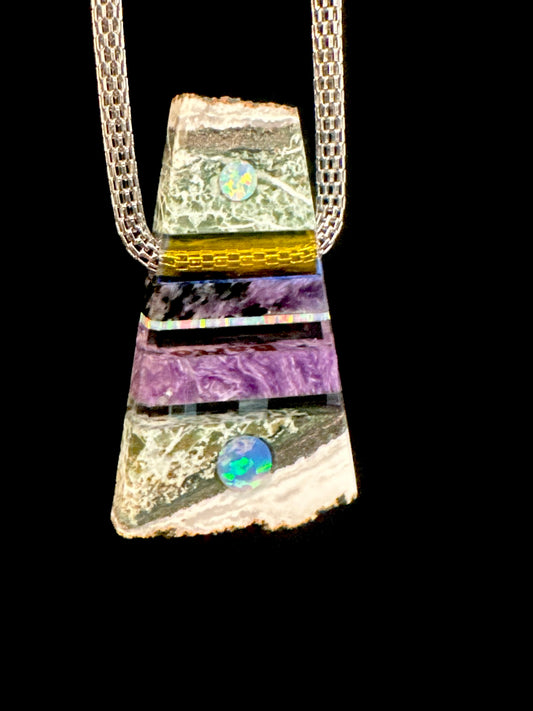 Green zebra jasper/purple charoite