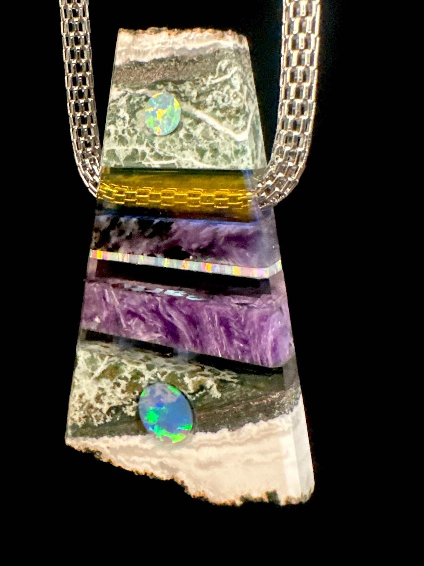 Green zebra jasper/purple charoite