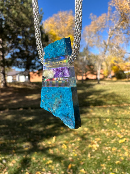 Blue shattuckite and purple charoite